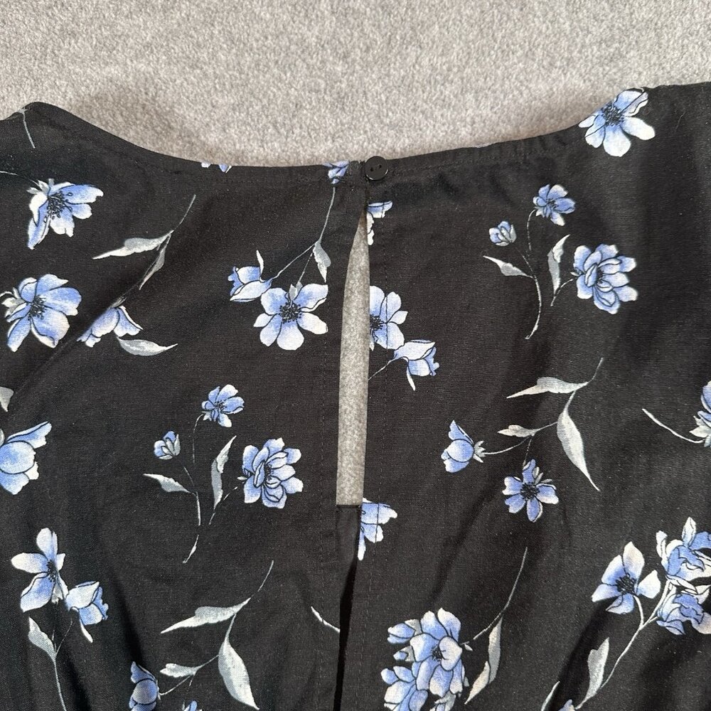 Floral Mini Dress Womens M Black Blue Fit Flare Cutout Back Square Neck - Picture 12 of 12